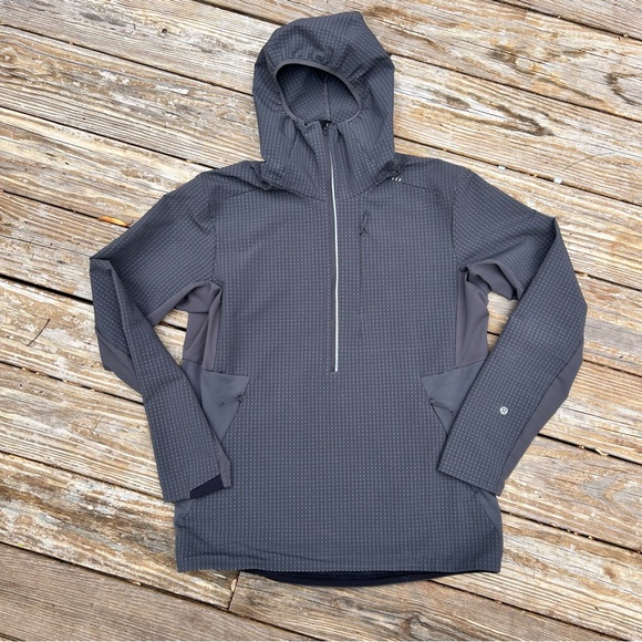 Mens Lululemon Cold Terrain 1/2 zip Gray lightweight jacket size large - Picture 2 of 6